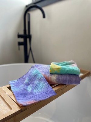 Multicolor tie-dye set from Atelier Jungles