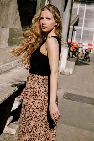 Skirt Iris leopard from avani apparel