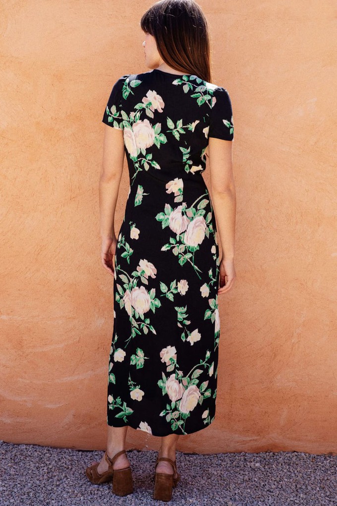 Dress Saule black from avani apparel