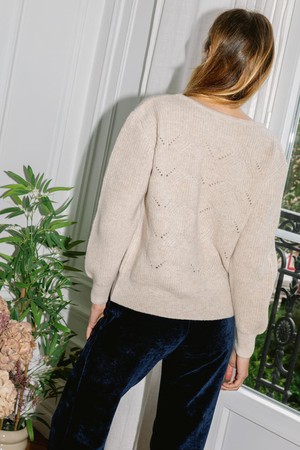 Sweater Idesia beige from avani apparel