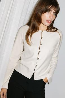 Vest Henné off-white via avani apparel