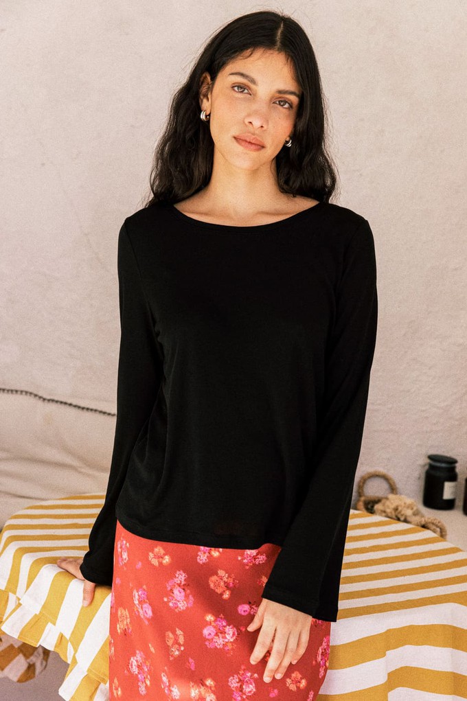 Top Abelia black from avani apparel