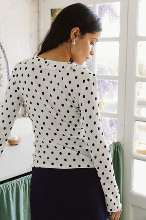 Top Pivoine off-white from avani apparel