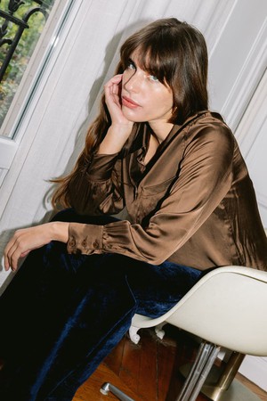 Shirt Kauri brown from avani apparel