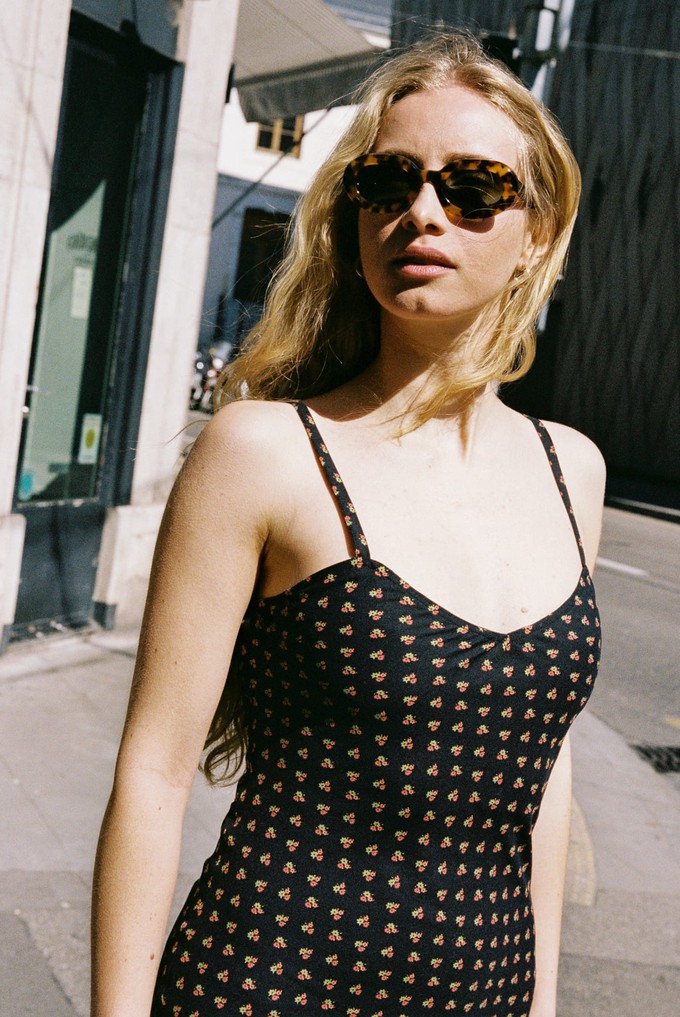 Dress Jade black from avani apparel