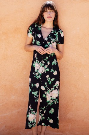 Dress Saule black from avani apparel