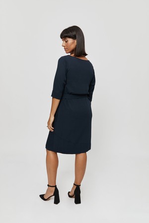 Catherine | Kleid mit optionalem Gürtel in Schwarz from AYANI