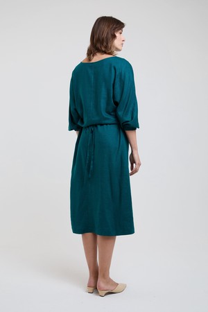 Andrea | Midi Dress with Long Sleeves and Adjustable Waist in Green from AYANI