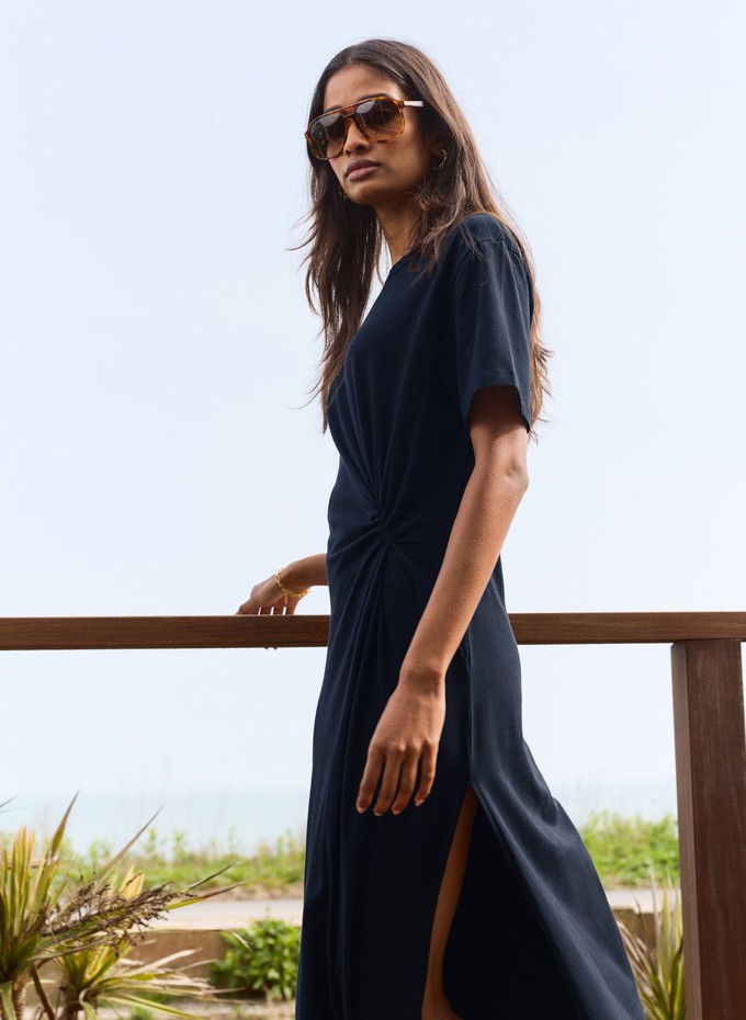 Alith T-Shirt Twist Dress from Baukjen