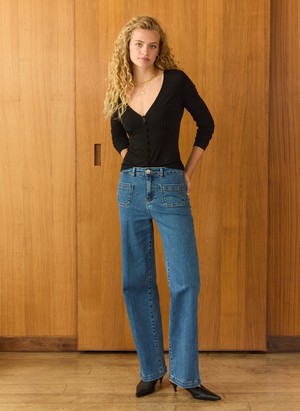 Lison V-Neck Button Through Top from Baukjen