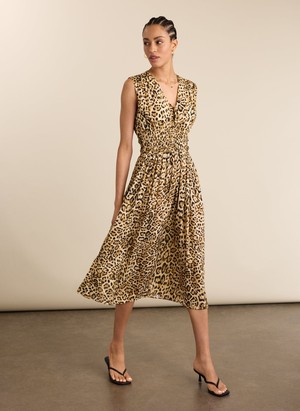 Kyrah Printed Waisted Midi Dress from Baukjen