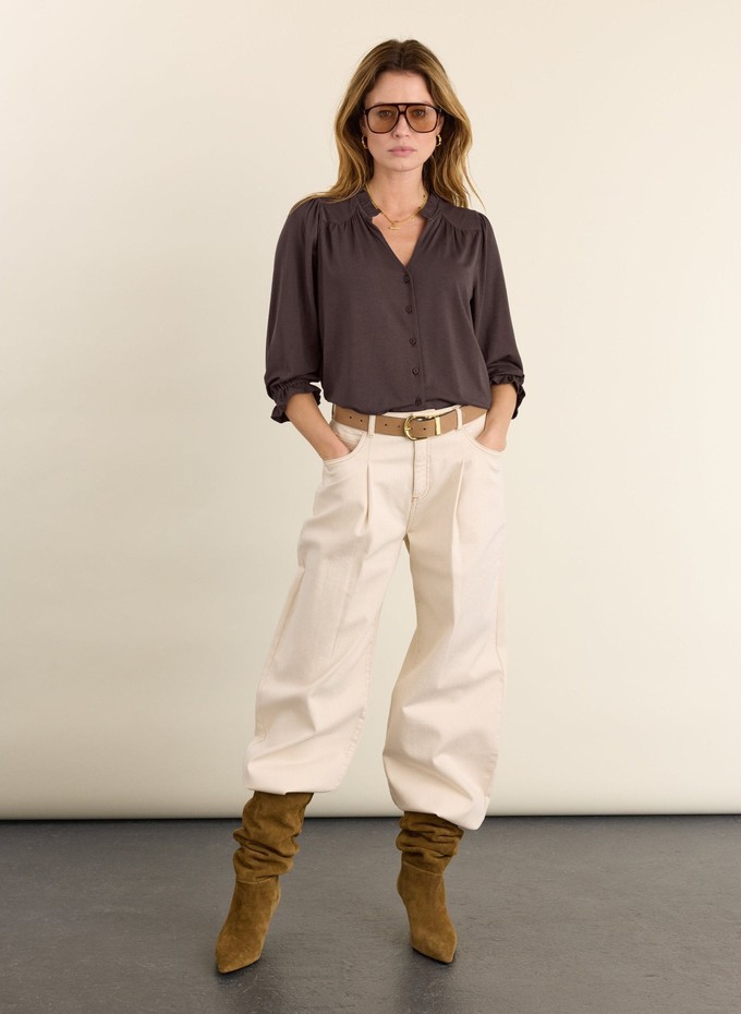 Annie Ruffle Collar Blouse from Baukjen