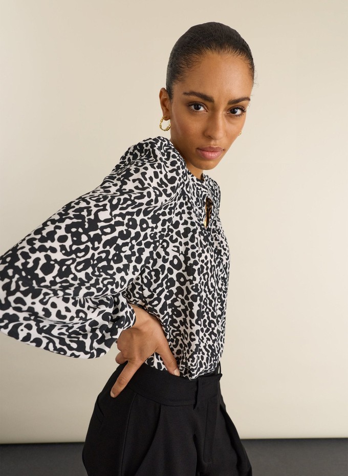 Sam Button Down Blouse from Baukjen