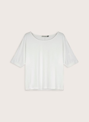 Carrie Relaxed Boat Neck Tee from Baukjen