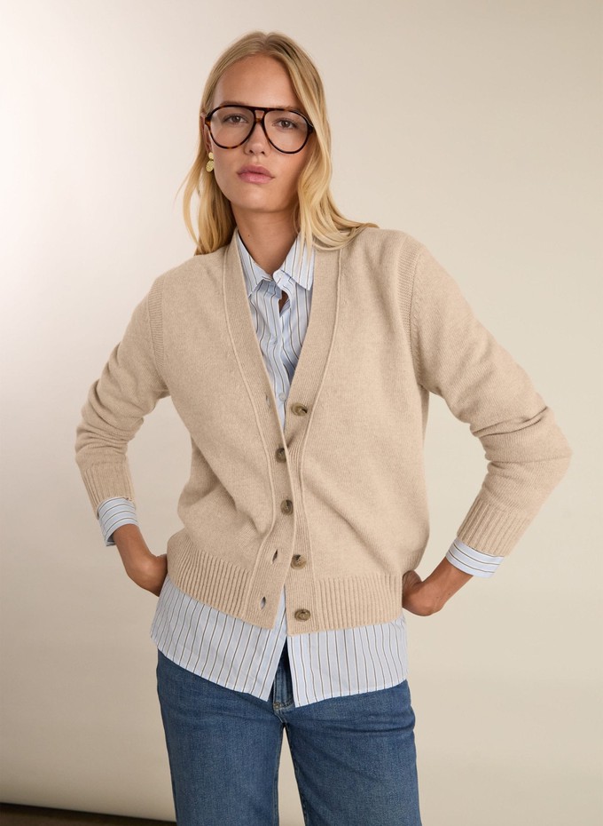 Ruth Wool with Cashmere V-Neck Cardigan from Baukjen