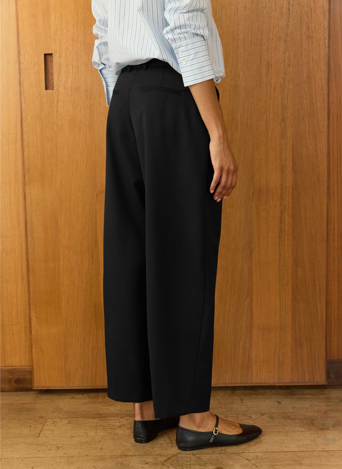 Evora Wool Blend Barrel Leg Trousers from Baukjen