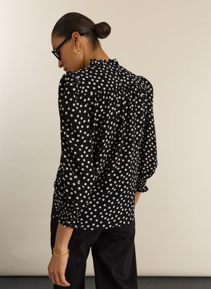 Cela Puff Sleeve Blouse from Baukjen