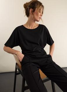 Carrie Boat Neck Top via Baukjen