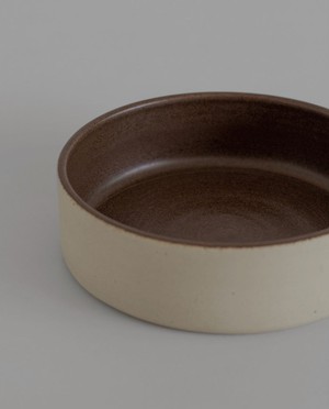 Orsi-Ocactuu Bowl in Natural / Brown from Beaumont Organic