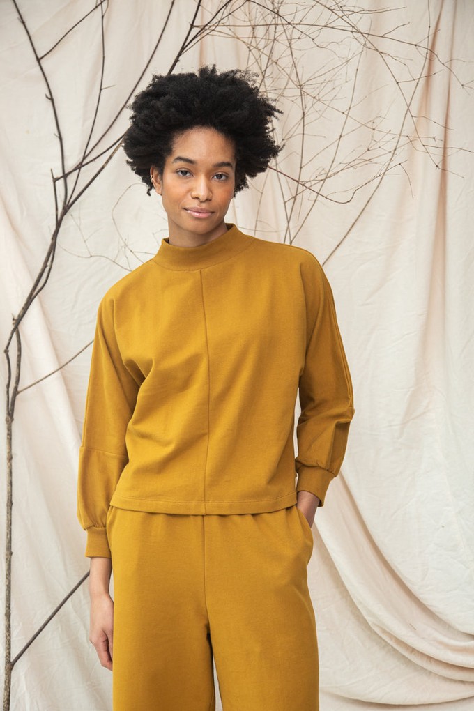 Maiya Organic Cotton Felpe Sweatshirt in Ochre from Beaumont Organic