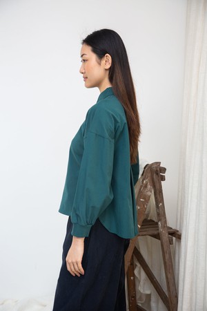 Konara Organic Cotton Jersey and Poplin Shirt in Pine from Beaumont Organic