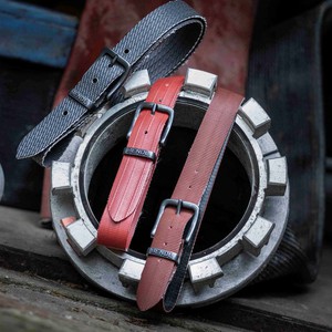 Rusty Rude – Authentieke Brandslang Riem, Unieke Textuur (4 cm) from BENDL
