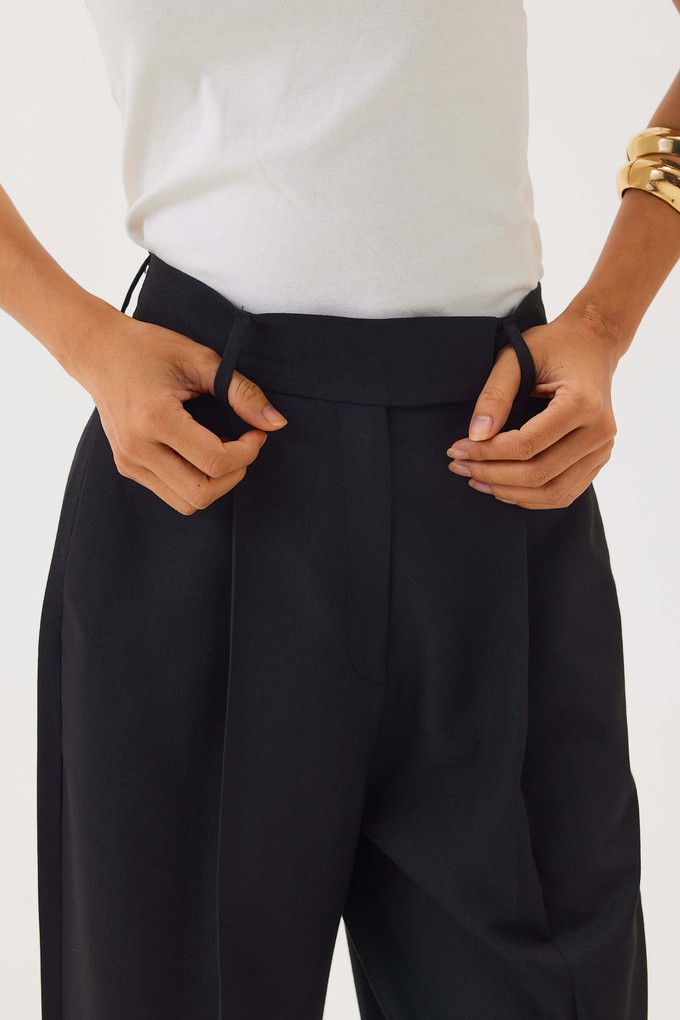 Raya Pants Black from Bhoomi