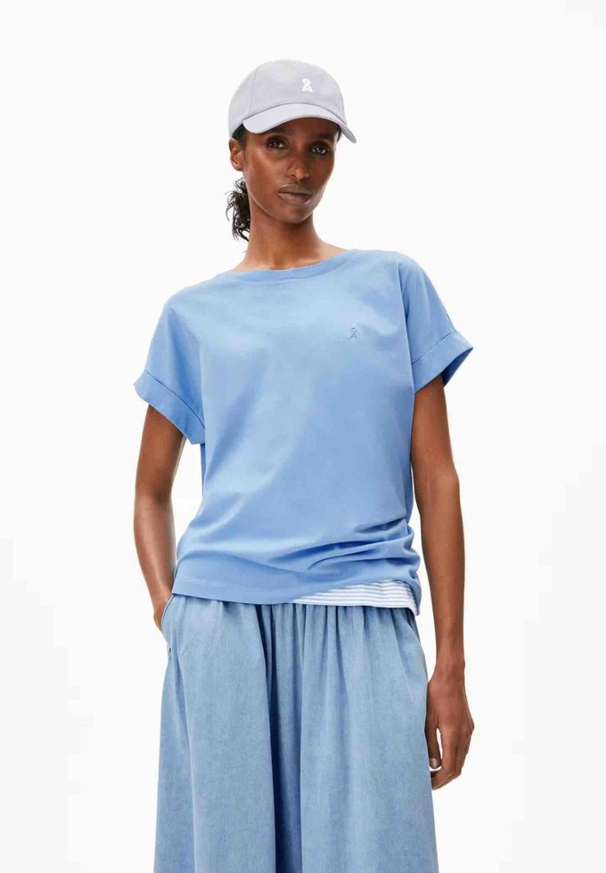 Idaara t-shirt - silky blue from Brand Mission