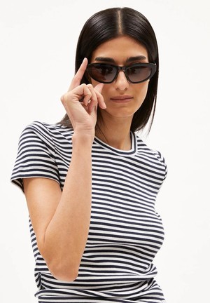 Kardaa stripes t-shirt - night sky white from Brand Mission