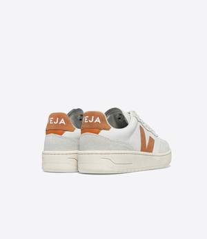 V90 sneaker - white umber from Brand Mission