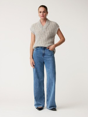 Dill Spencer - Pebble Grey from Brand Mission