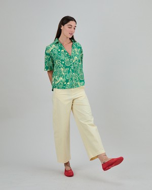 Asis Percales Crocodylus Oversize Cropped Blouse Green from Brava Fabrics