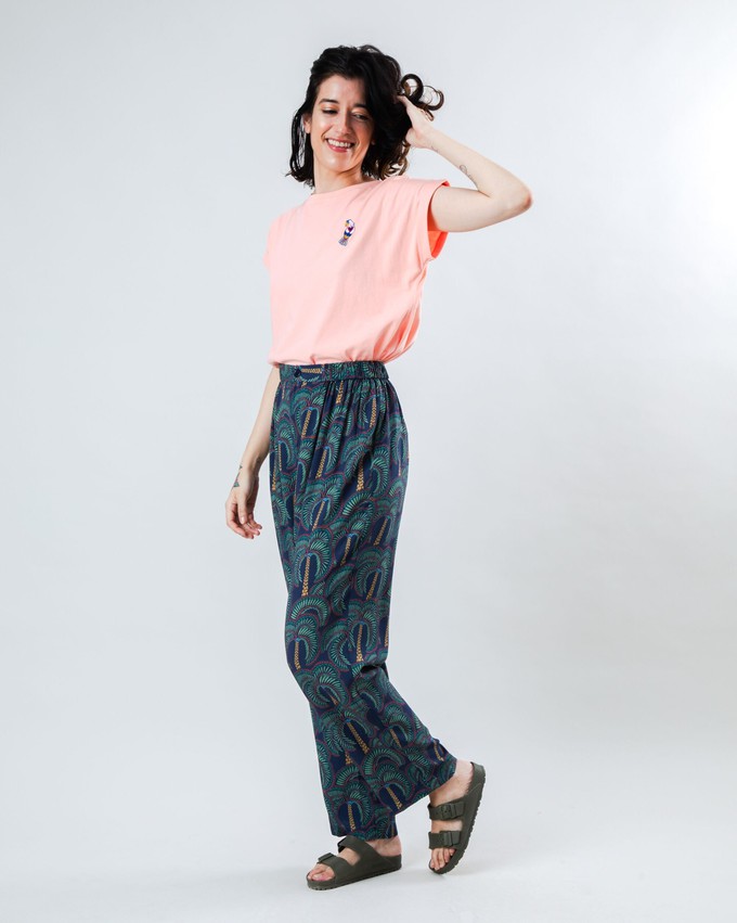 Asis Parrot Scoop Tee Pink from Brava Fabrics