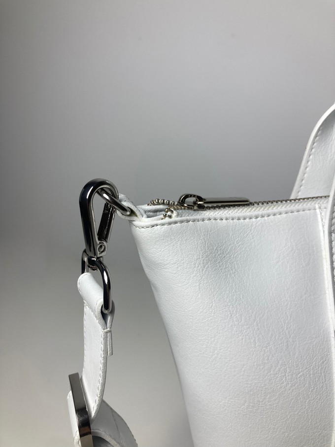 Trotto crossbody - White from CANUSSA