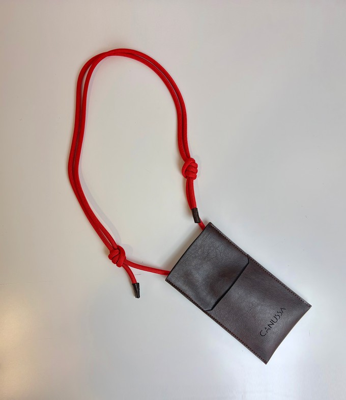 Move phone case - Chocolate Brown from CANUSSA