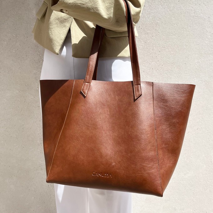Totissimo shoulder bag - Hazelnut from CANUSSA