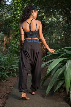 Wanderlust Black Harems from chaYkra
