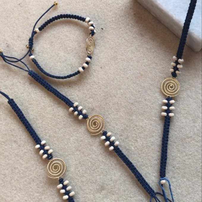 Energy Swirl Macramé Bracelet with Tulsi Beads from chaYkra