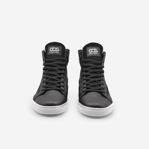 wallace - black / white_v2 from COG