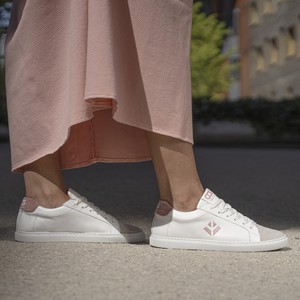 winton - rose white from COG