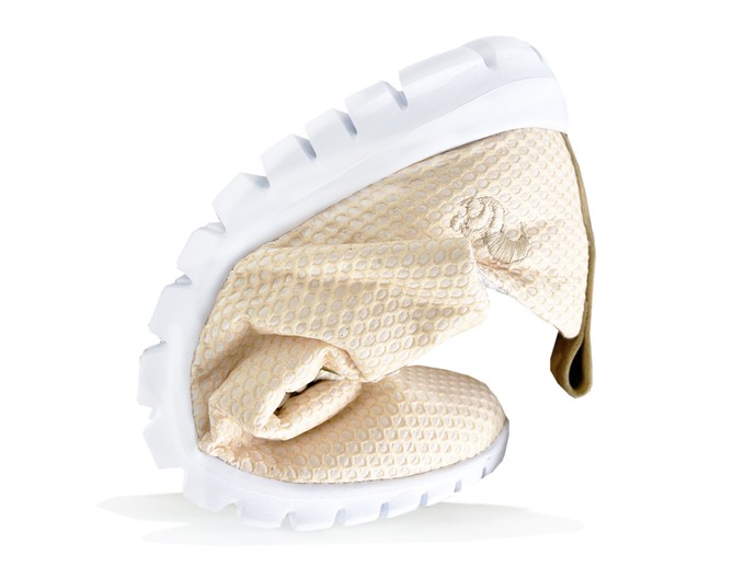 thies ® Reflexrunner vanilla | vegan aus recyceltem PET from COILEX