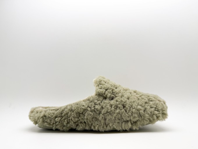 thies 1856 ® Rec Fluffy Slipper vegan emerald from COILEX