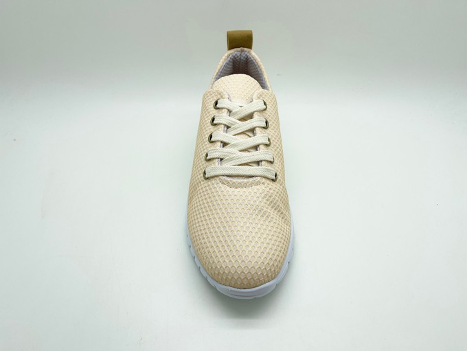 thies ® Reflexrunner vanilla | vegan aus recyceltem PET from COILEX