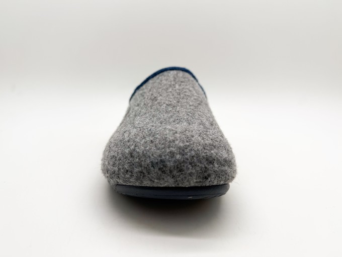 thies 1856 ® PET Piping Slipper vegan grey from COILEX