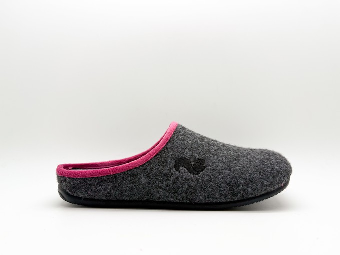 thies 1856 ® PET Piping Slipper vegan dark grey from COILEX