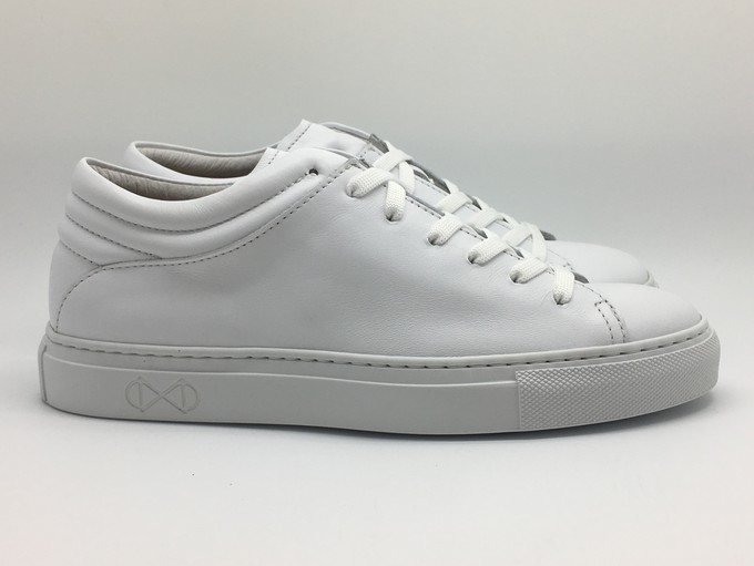 nat-2™ Sleek Low all white from COILEX