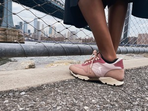 thies ® Eco Squirrel Runner algae cork vegan antique rose from COILEX