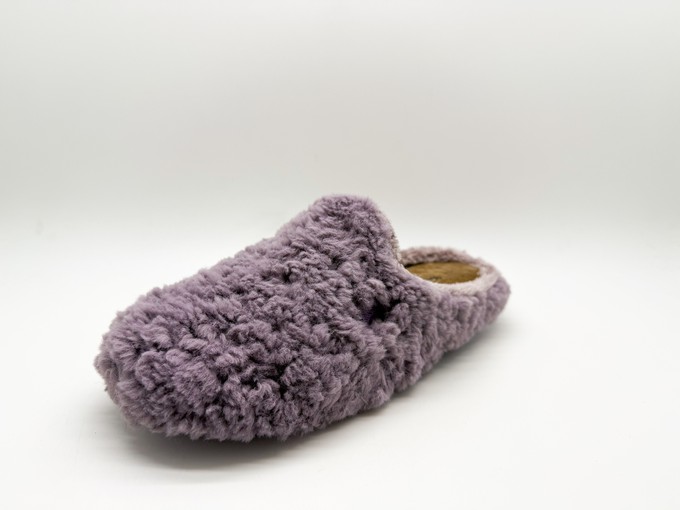 thies 1856 ® Rec Fluffy Slipper vegan plum from COILEX