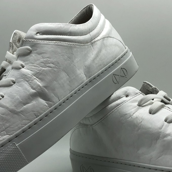 nat-2™ Sleek Low Tyvek ® vegan white paper from COILEX