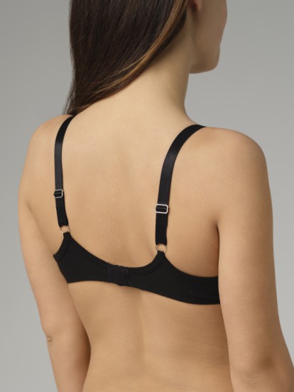 Fairtrade bra with spacer from Comazo